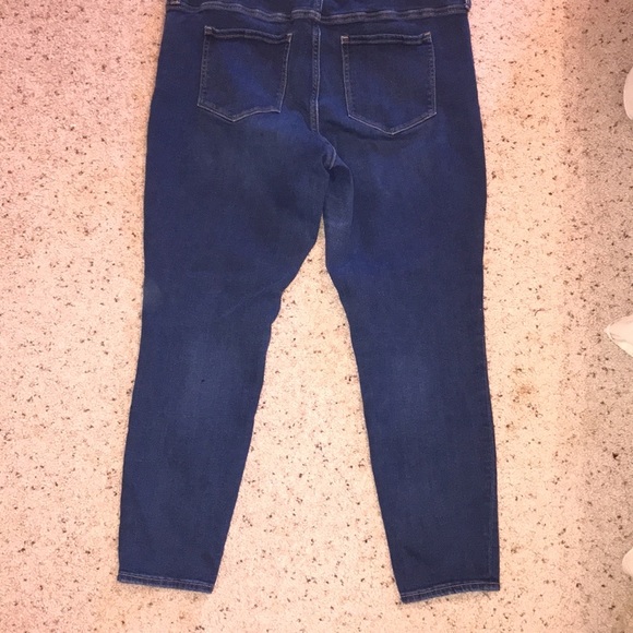 Gap denim universal legging jeans. Size 18/34 reg. - Picture 6 of 11